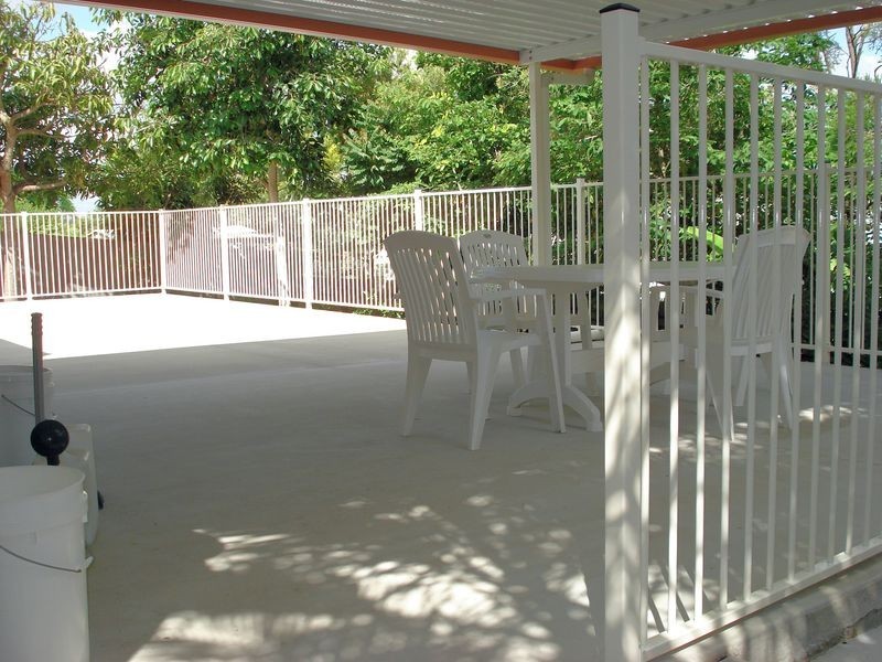 256 Chapel Hill Road, Chapel Hill QLD 4069