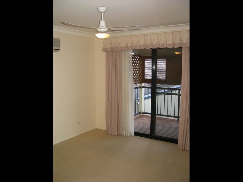 4/62 Waverley Road, Taringa QLD 4068