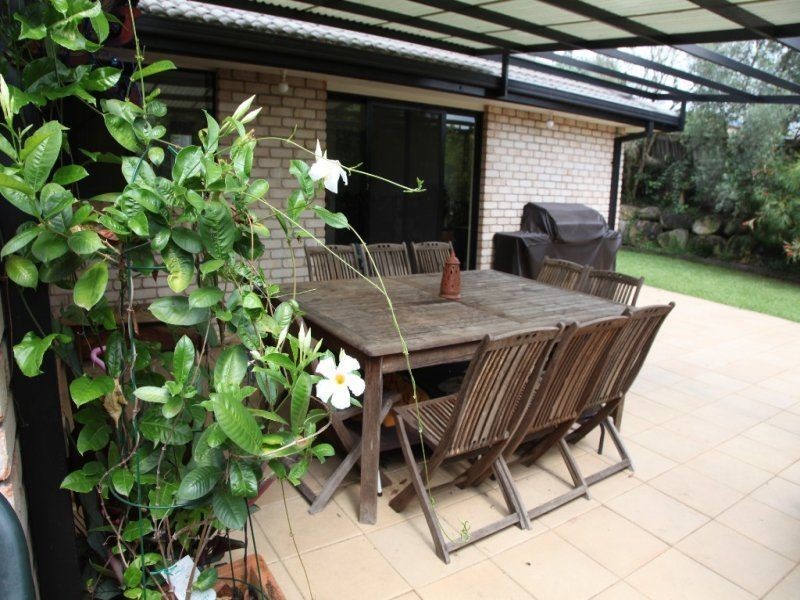 6 Cadaga Close, Bellbowrie QLD 4070