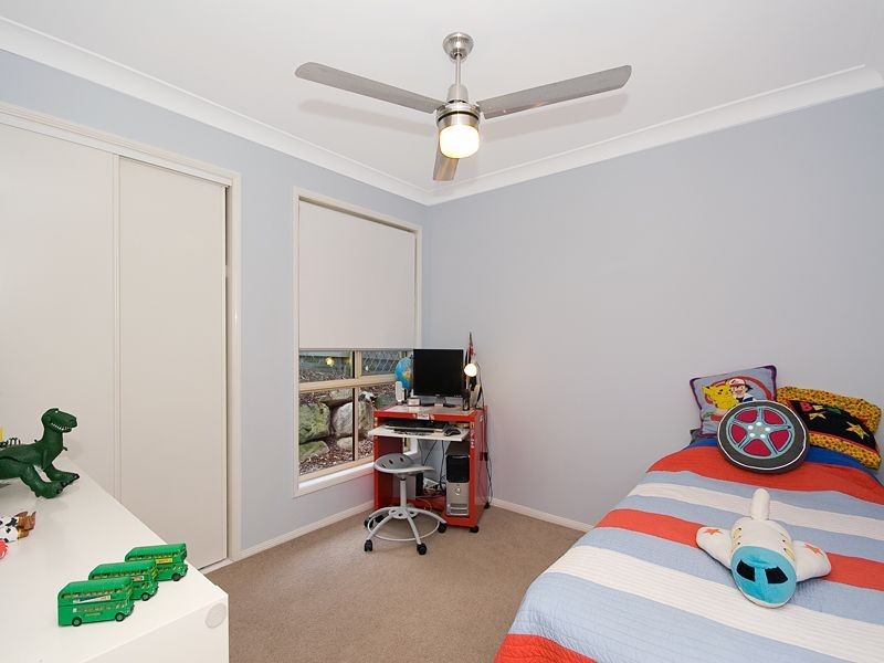 84 Salubris Place, Moggill QLD 4070