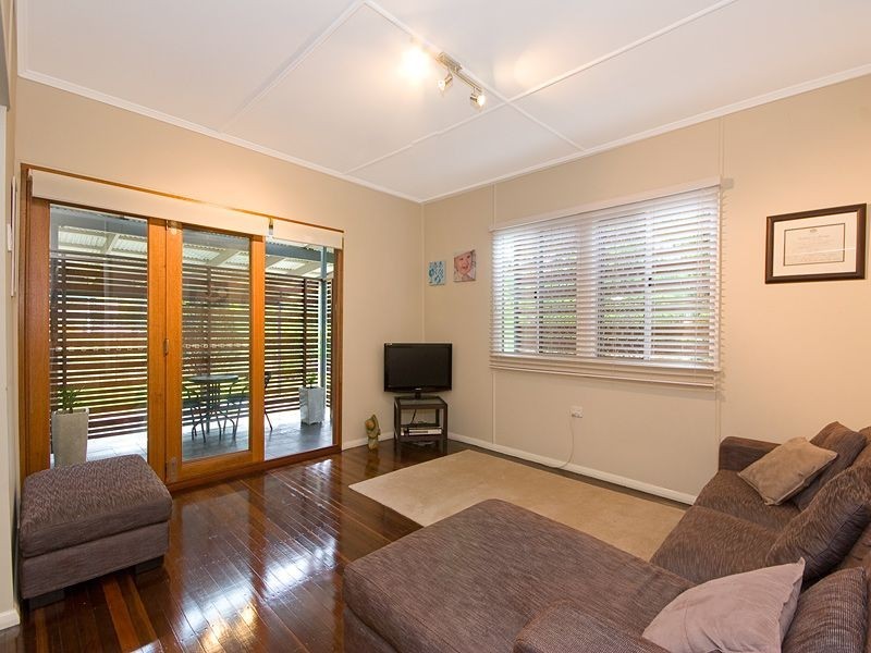 49 Shamrock Road, Darra QLD 4076