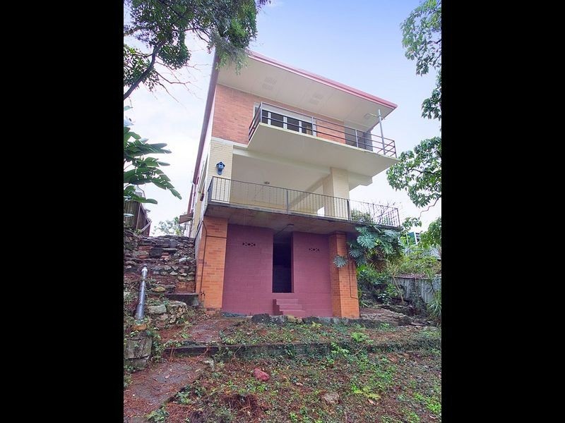 245 Swann Road, Taringa QLD 4068