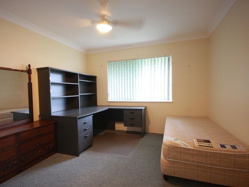 10/22 Warren Street, St Lucia QLD 4067