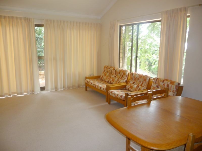 1/31 Bishop Street, St Lucia QLD 4067