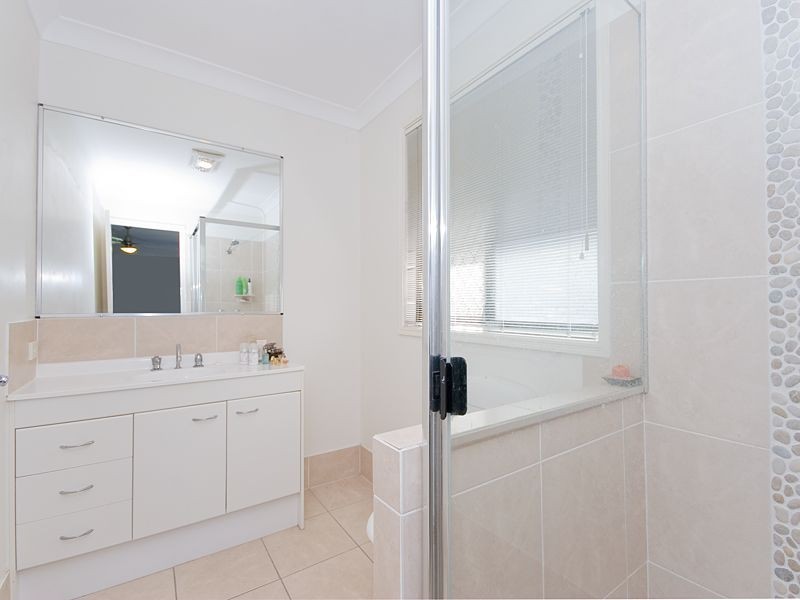 11 Redunca Place, Moggill QLD 4070