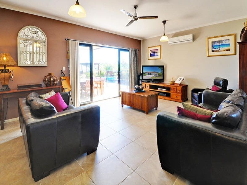 153 Silky Oak Avenue, Moggill QLD 4070
