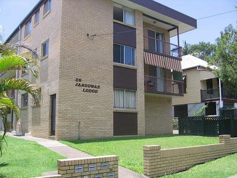 2/29 Lisson Street, Wooloowin QLD 4030