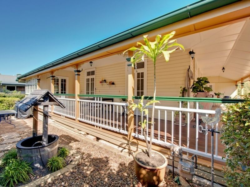 35 Central Avenue, Indooroopilly QLD 4068