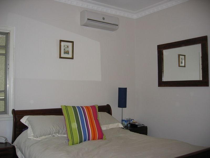 93 Main Avenue, Bardon QLD 4065