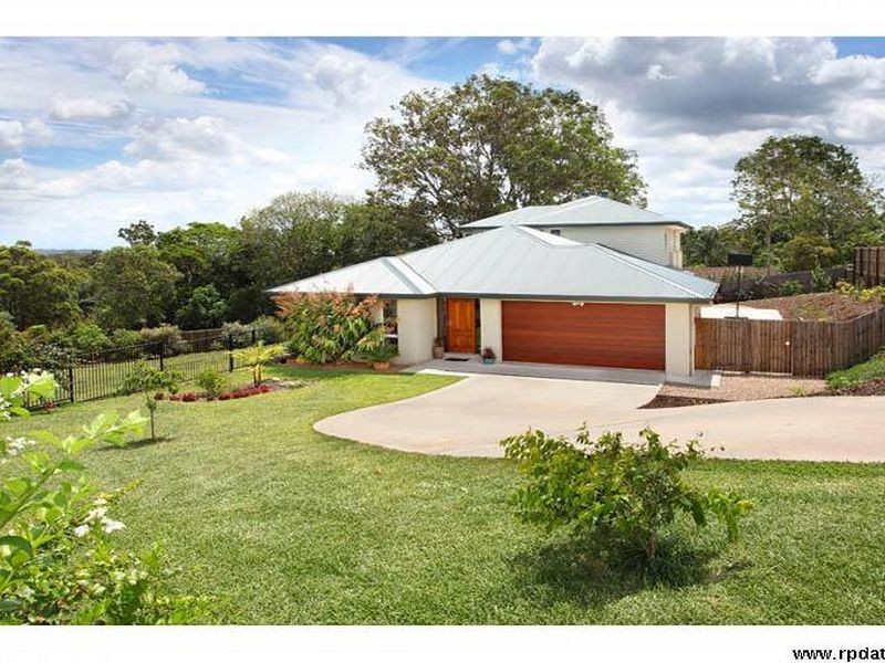8 Cedar Wood Place, Moggill QLD 4070