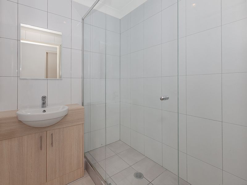 6/237 Sir Fred Schonell Drive, St Lucia QLD 4067