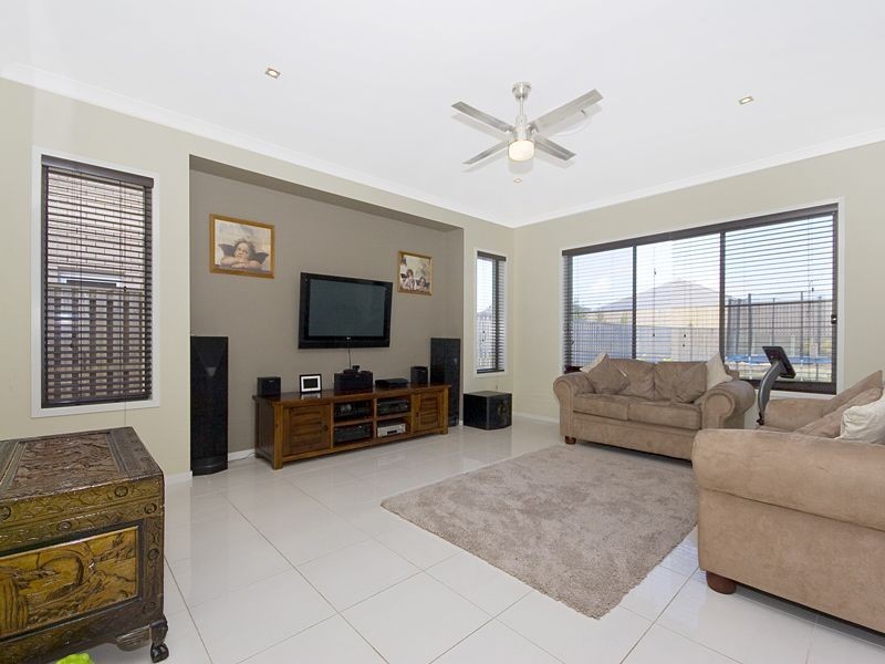 51 Paperbark Circuit, Moggill QLD 4070