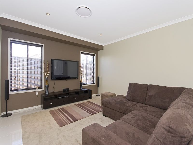 51 Paperbark Circuit, Moggill QLD 4070