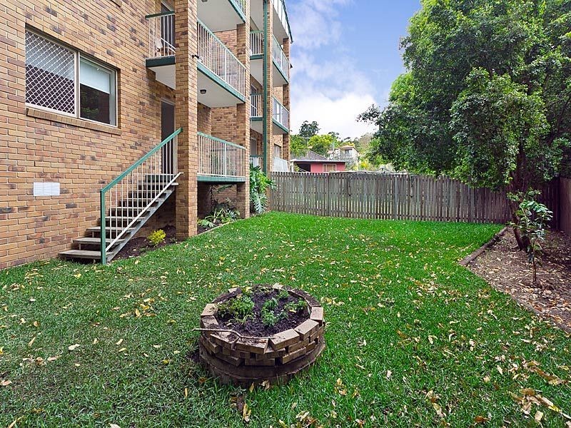 2/29 Brisbane Street, St Lucia QLD 4067