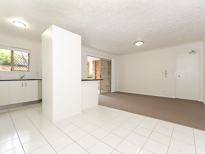 2/29 Brisbane Street, St Lucia QLD 4067