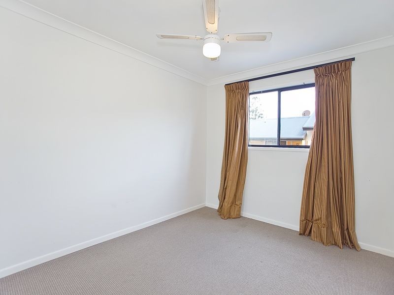 4/57 Coonan Street, Indooroopilly QLD 4068