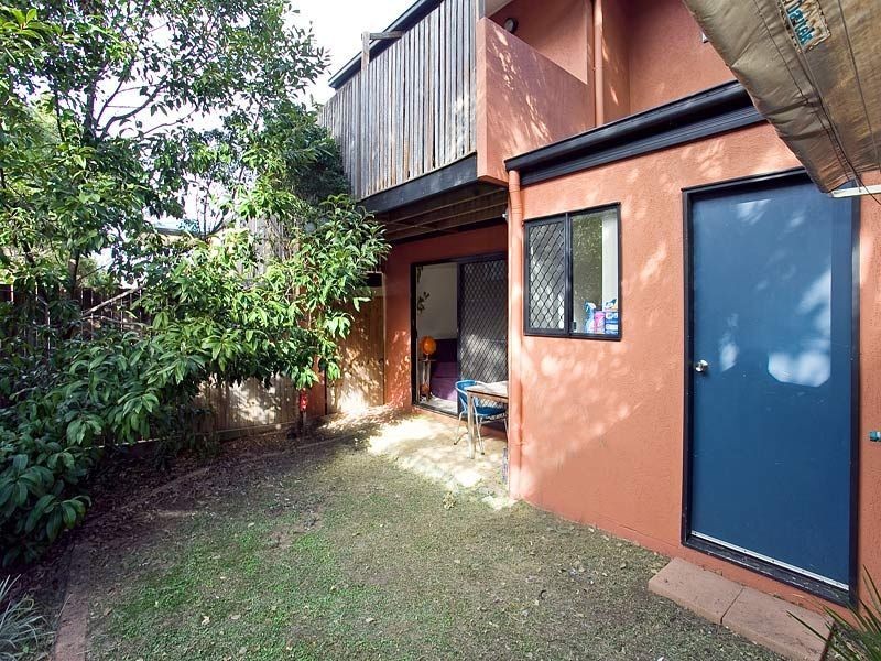 4/57 Coonan Street, Indooroopilly QLD 4068