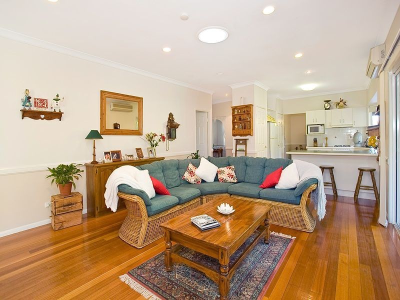 23 Sexton Place, Bellbowrie QLD 4070