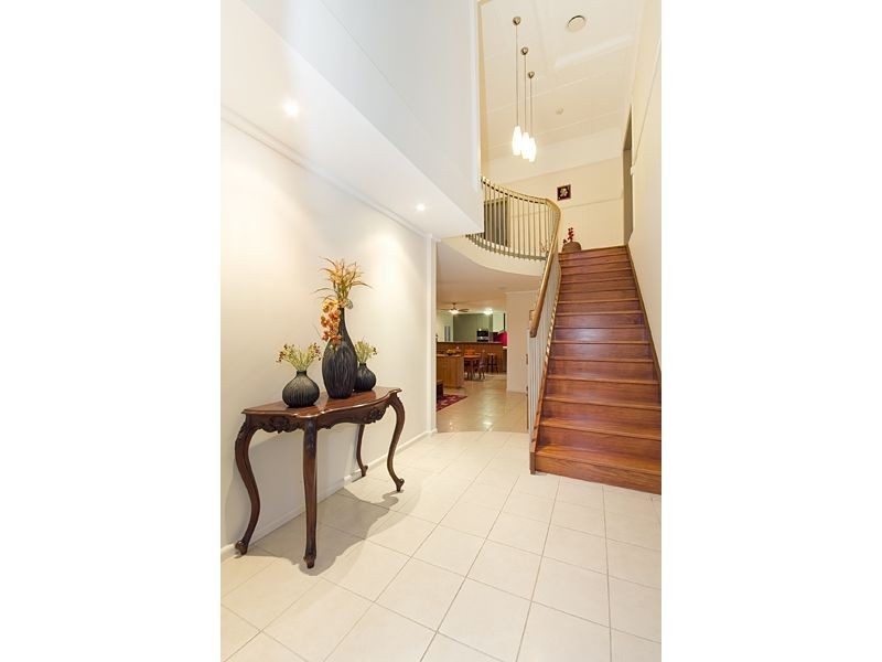 26 Glenny Street, Toowong QLD 4066