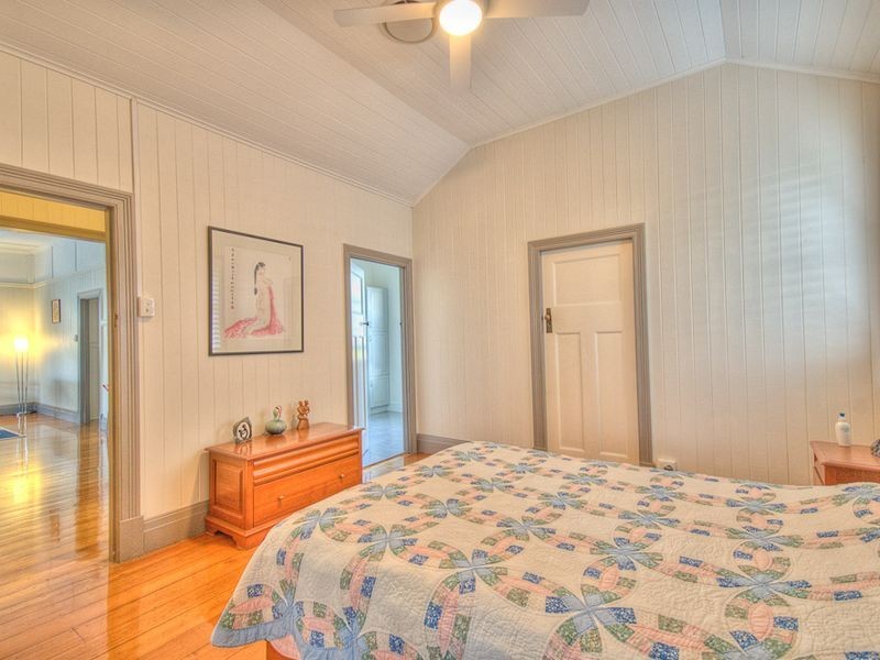 26 Glenny Street, Toowong QLD 4066