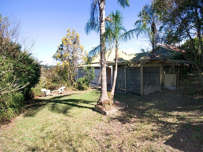 25 Elizabeth Street, Toowong QLD 4066