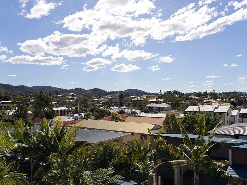 23/26 Holland Street, Toowong QLD 4066