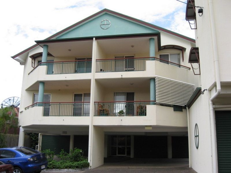 8/1 Hillsdon Road, Indooroopilly QLD 4068