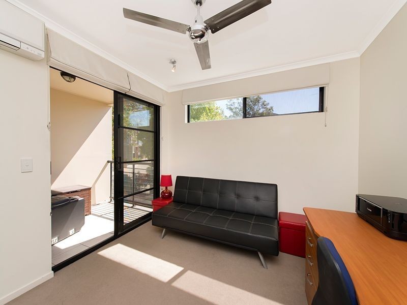 10/67 Benson Street, Toowong QLD 4066
