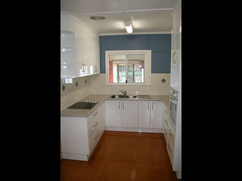 45 Moordale Street, Chapel Hill QLD 4069