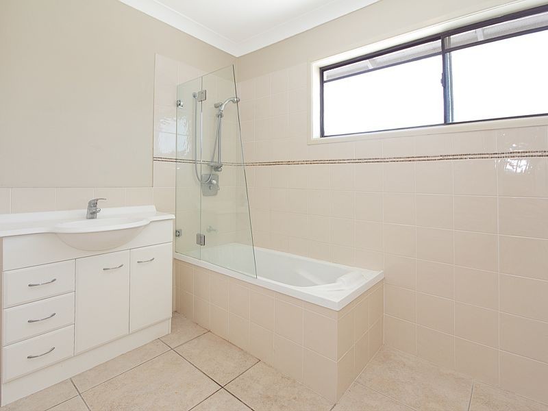 1 Bulan Street, Westlake QLD 4074