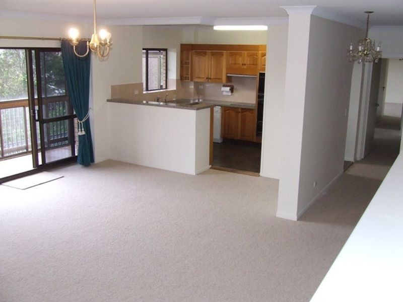 21B/32 Swann Road, Taringa QLD 4068