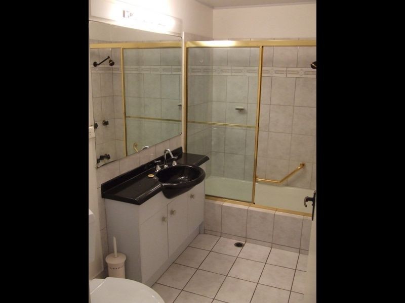 21B/32 Swann Road, Taringa QLD 4068