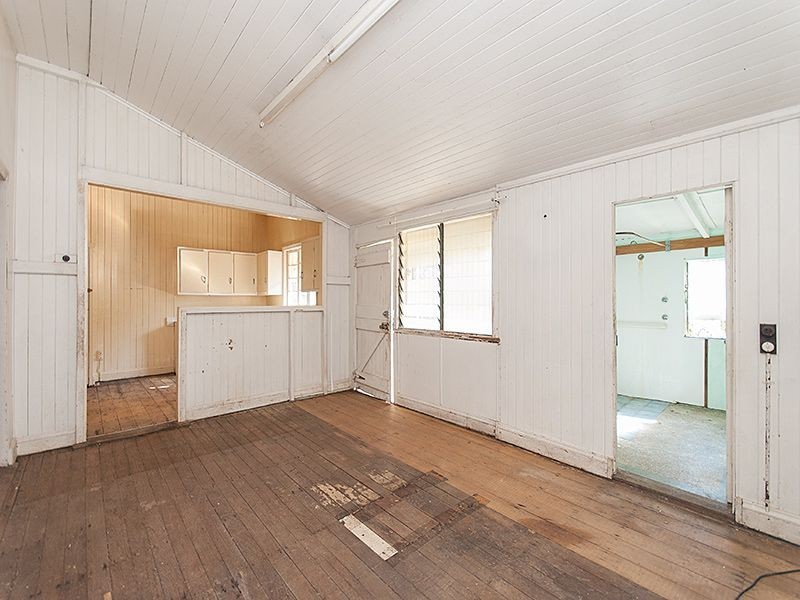 11 Explorer Street, Toowong QLD 4066