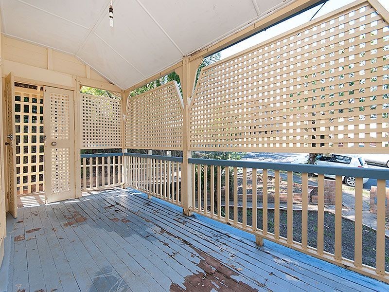 11 Explorer Street, Toowong QLD 4066