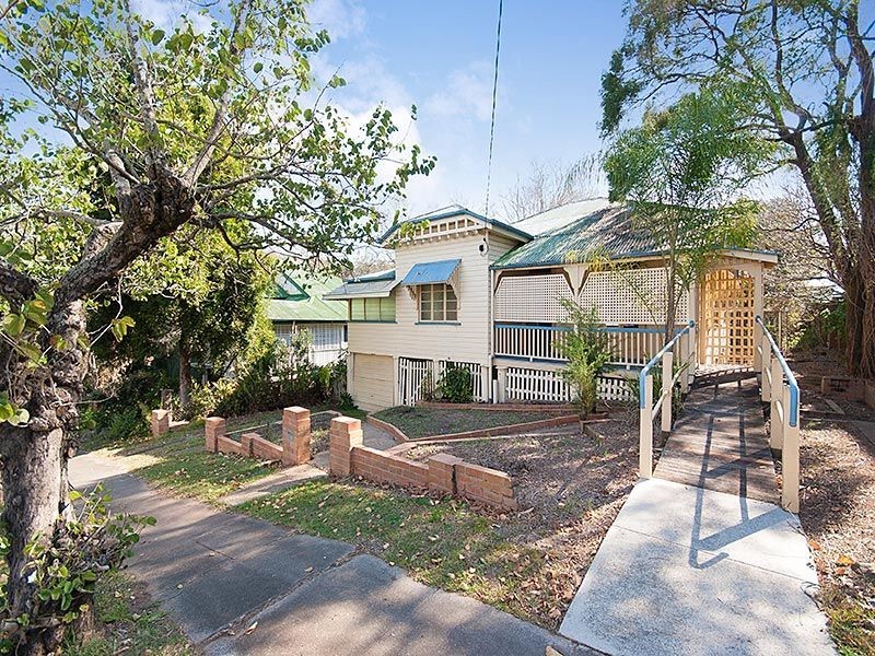 11 Explorer Street, Toowong QLD 4066