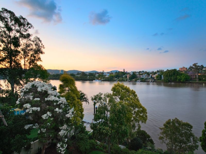 8/108 Macquarie Street, St Lucia QLD 4067