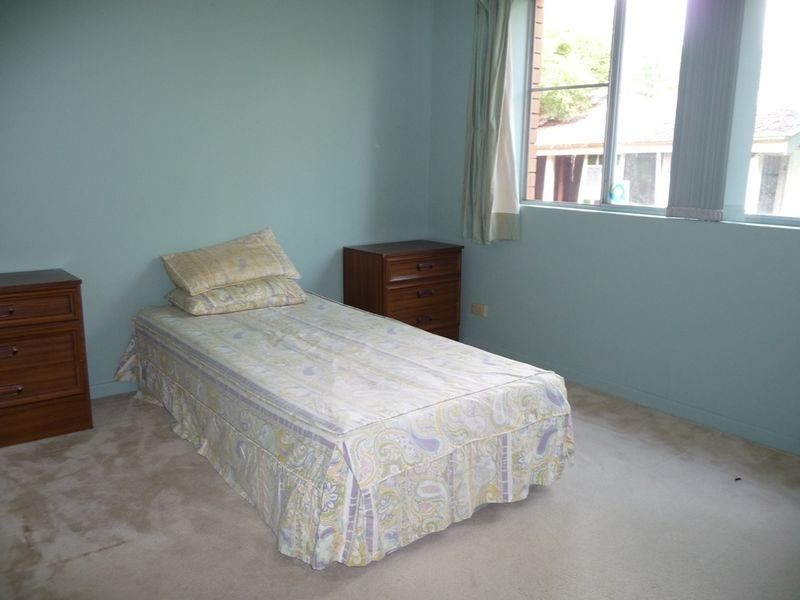 1/179 Sir Fred Schonell Drive, St Lucia QLD 4067