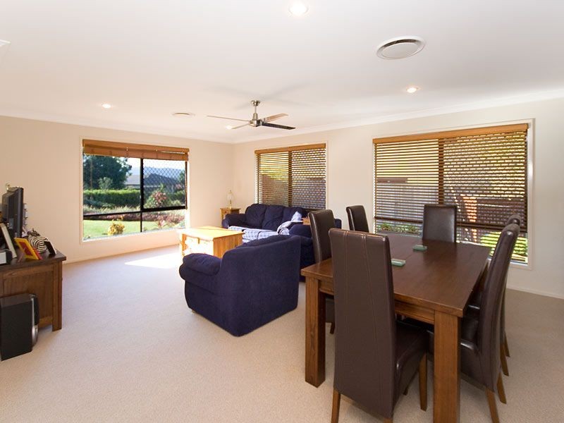 38 Rise Place, Moggill QLD 4070