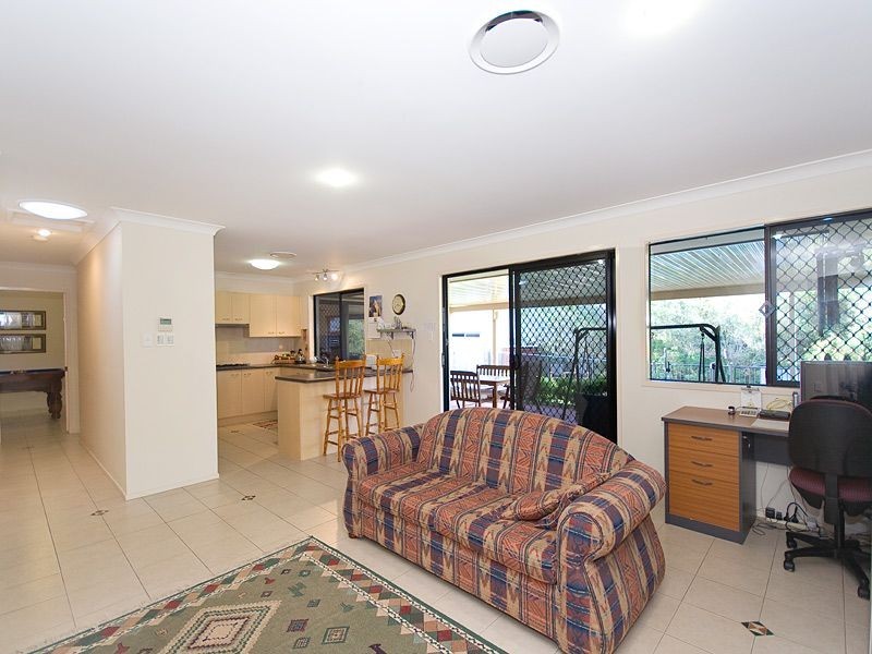 38 Rise Place, Moggill QLD 4070