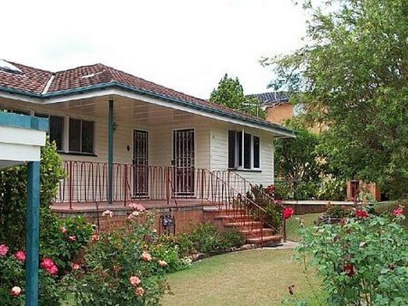 53 Sisley Street, St Lucia QLD 4067
