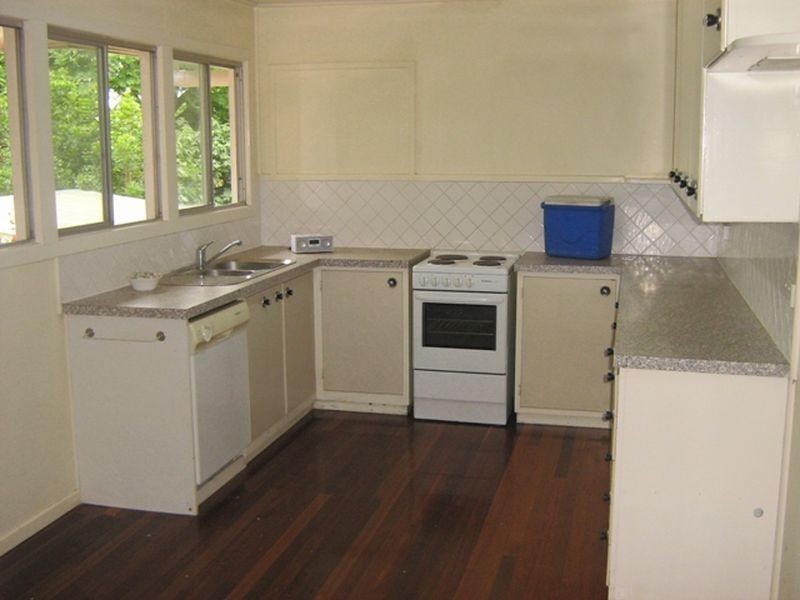 53 Sisley Street, St Lucia QLD 4067