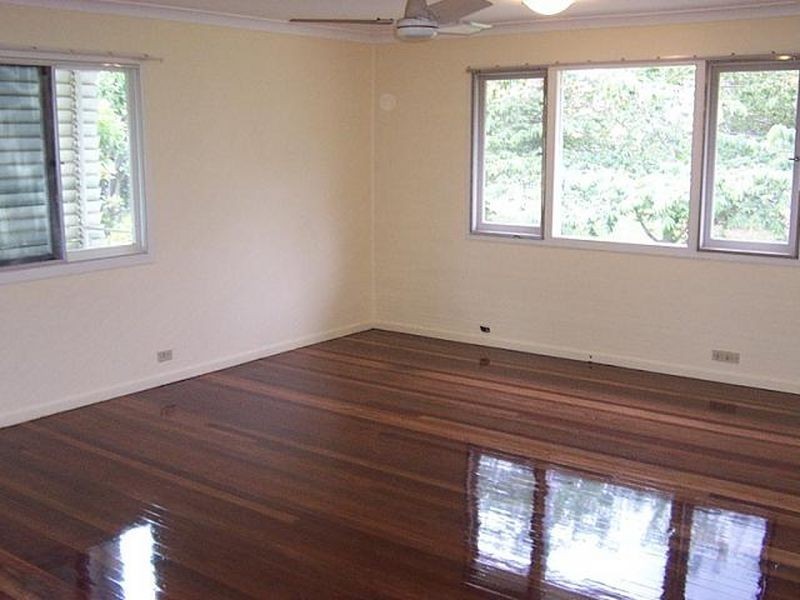 53 Sisley Street, St Lucia QLD 4067