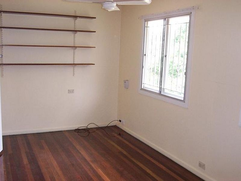 53 Sisley Street, St Lucia QLD 4067