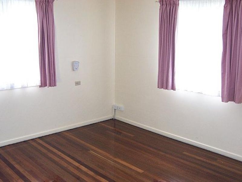 53 Sisley Street, St Lucia QLD 4067
