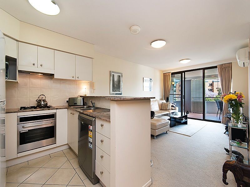 126/66 Dunmore Terrace, Auchenflower QLD 4066