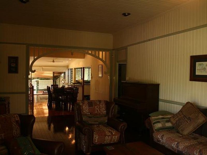 19 Explorer Street, Toowong QLD 4066