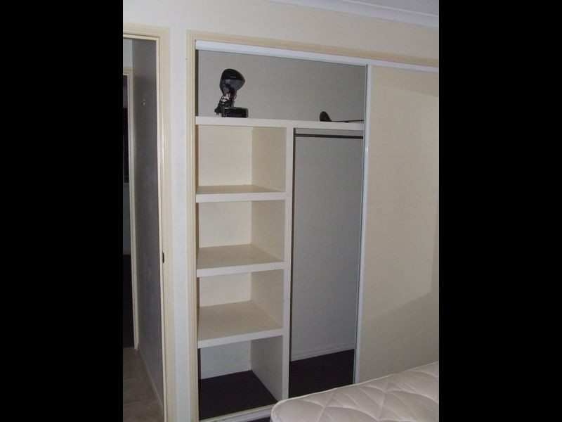 64 Dengate Lane, St Lucia QLD 4067