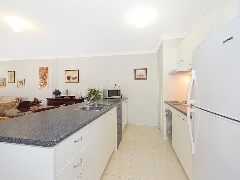 1/25 Golden Crest Place, Bellbowrie QLD 4070