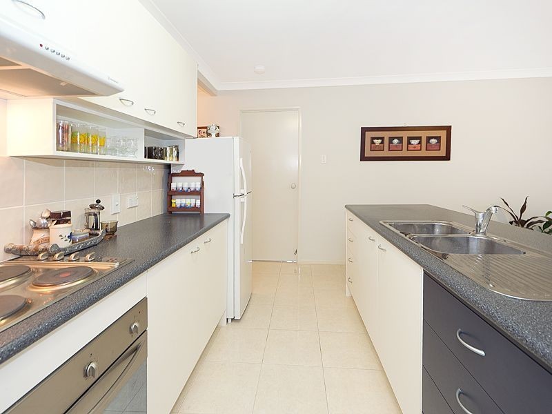 1/25 Golden Crest Place, Bellbowrie QLD 4070