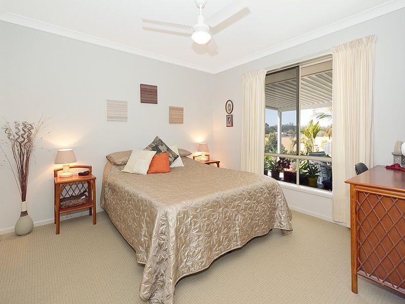 1/25 Golden Crest Place, Bellbowrie QLD 4070